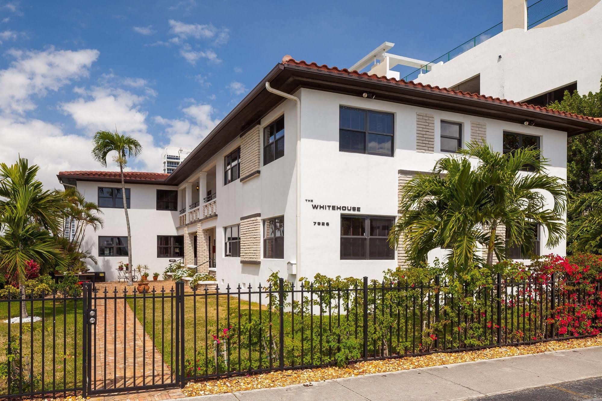 Miami Whitehouse Apartments North Bay Village Buitenkant foto